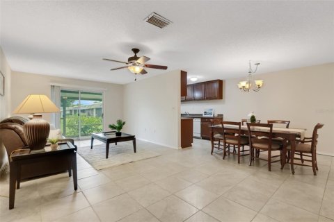 Casa en venta en Sarasota, Florida, 2 dormitorios, 112.04 m2 № 1810958 - foto 10