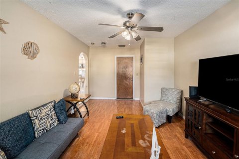Villa ou maison à vendre à Largo, Floride: 4 chambres, 128.39 m2 № 1916593 - photo 4