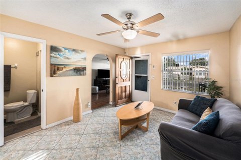Villa ou maison à vendre à Largo, Floride: 4 chambres, 128.39 m2 № 1916593 - photo 10