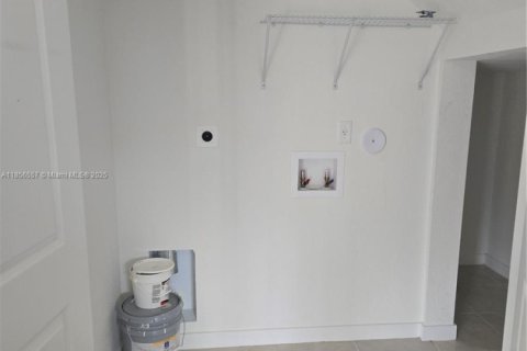 Купить виллу или дом в Флорида-Сити, Флорида 3 спальни, 132.66м2, № 1958093 - фото 8