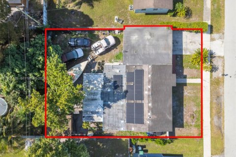 Купить виллу или дом в Майами-Гарденс, Флорида 4 спальни, 179.3м2, № 2007654 - фото 28