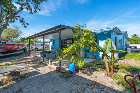 Купить виллу или дом в Майами-Гарденс, Флорида 4 спальни, 179.3м2, № 2007654 - фото 26