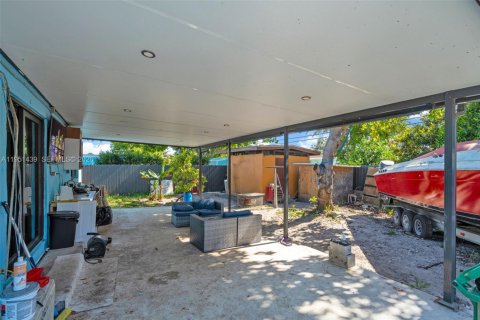 Купить виллу или дом в Майами-Гарденс, Флорида 4 спальни, 179.3м2, № 2007654 - фото 23