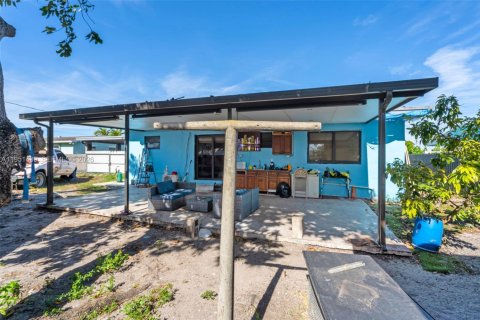 Купить виллу или дом в Майами-Гарденс, Флорида 4 спальни, 179.3м2, № 2007654 - фото 24