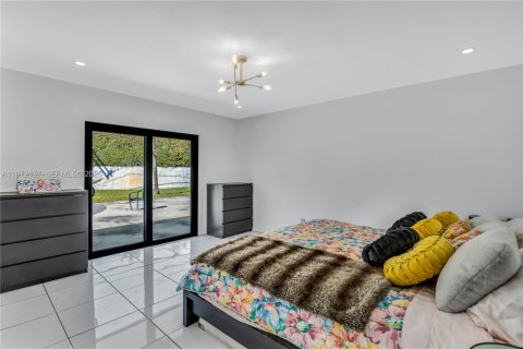 Купить виллу или дом в Майами, Флорида 5 спален, 234.21м2, № 2035943 - фото 15