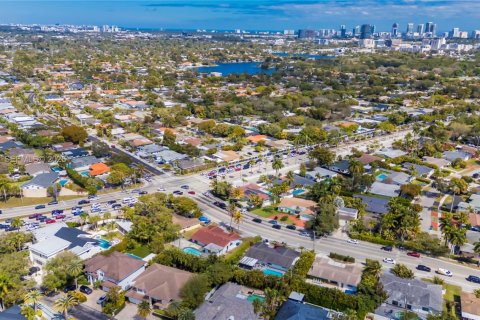 Купить виллу или дом в Майами, Флорида 5 спален, 234.21м2, № 2035943 - фото 23