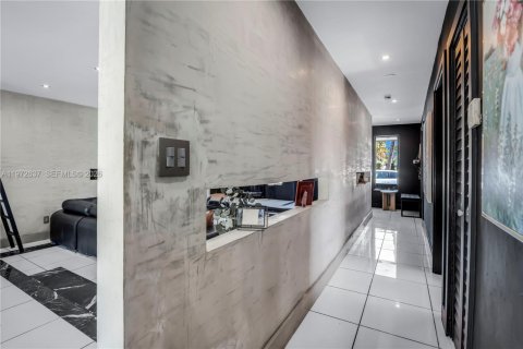 Купить виллу или дом в Майами, Флорида 5 спален, 234.21м2, № 2035943 - фото 10