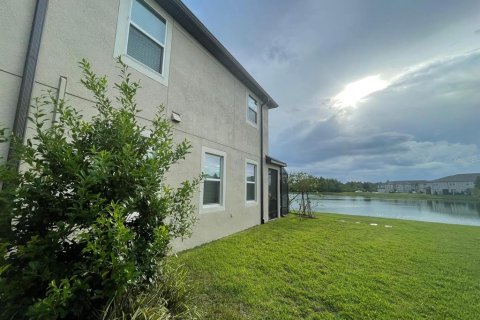 Townhouse in Wesley Chapel, Florida 3 bedrooms, 200.02 sq.m. № 1879919 - photo 19