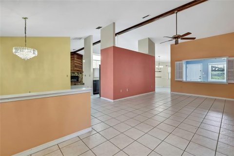 Casa en venta en Spring Hill, Florida, 3 dormitorios, 217.86 m2 № 1657309 - foto 2