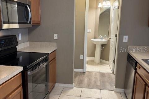 Townhouse in Zephyrhills, Florida 3 bedrooms, 126.63 sq.m. № 1903466 - photo 19