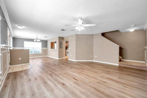 Townhouse in Zephyrhills, Florida 3 bedrooms, 126.63 sq.m. № 1903466 - photo 6