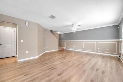 Townhouse in Zephyrhills, Florida 3 bedrooms, 126.63 sq.m. № 1903466 - photo 5