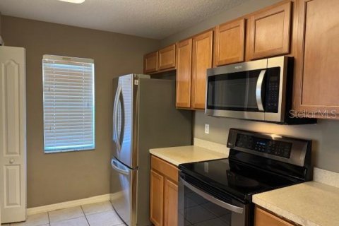 Townhouse in Zephyrhills, Florida 3 bedrooms, 126.63 sq.m. № 1903466 - photo 17