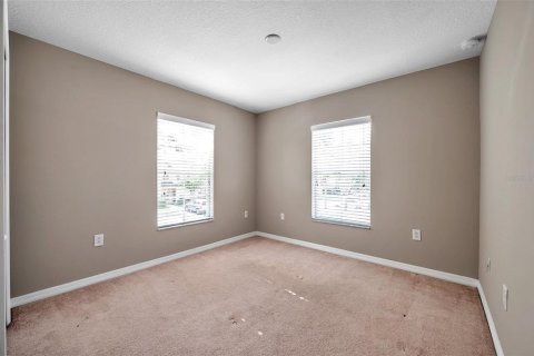 Townhouse in Zephyrhills, Florida 3 bedrooms, 126.63 sq.m. № 1903466 - photo 27