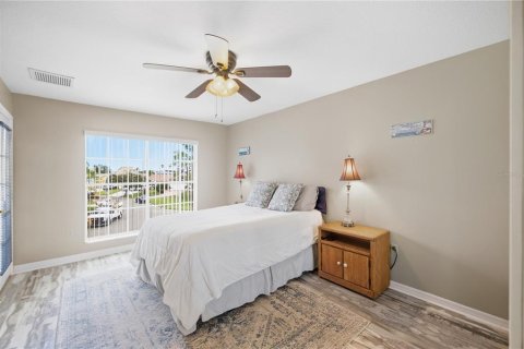 Villa ou maison à vendre à New Port Richey, Floride: 5 chambres, 327.57 m2 № 2398528 - photo 27