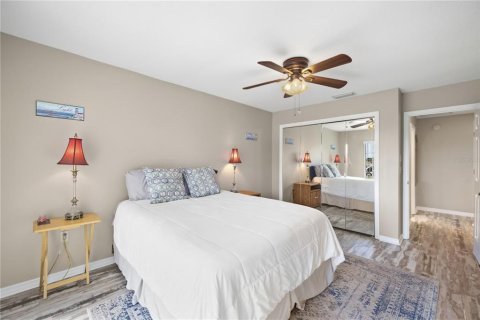 Villa ou maison à vendre à New Port Richey, Floride: 5 chambres, 327.57 m2 № 2398528 - photo 28