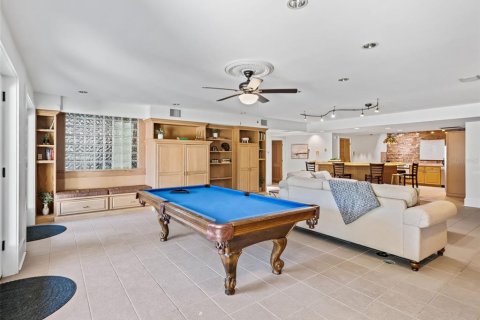 House in Ocala, Florida 5 bedrooms, 579.15 sq.m. № 2099052 - photo 19
