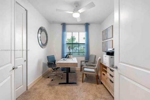 House in Delray Beach, Florida 3 bedrooms, 135.27 sq.m. № 1377280 - photo 16