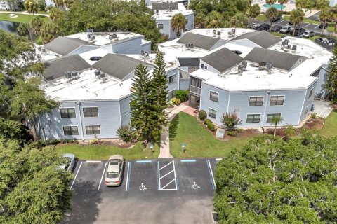 Condo in Orlando, Florida, 2 bedrooms  № 1810989 - photo 17