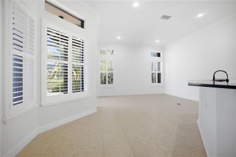 House in Sarasota, Florida 4 bedrooms, 235.41 sq.m. № 2116960 - photo 11