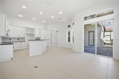 House in Sarasota, Florida 4 bedrooms, 235.41 sq.m. № 2116960 - photo 9