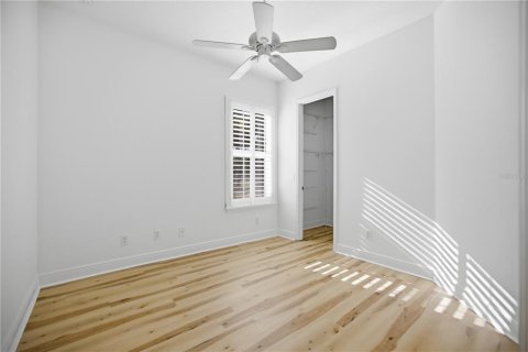 House in Sarasota, Florida 4 bedrooms, 235.41 sq.m. № 2116960 - photo 21