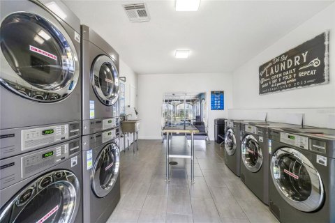 Condominio en venta en Orlando, Florida, 2 dormitorios, 97.73 m2 № 2156182 - foto 21