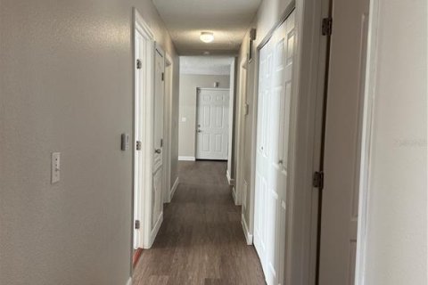Condo in Orlando, Florida, 4 bedrooms  № 1854424 - photo 7