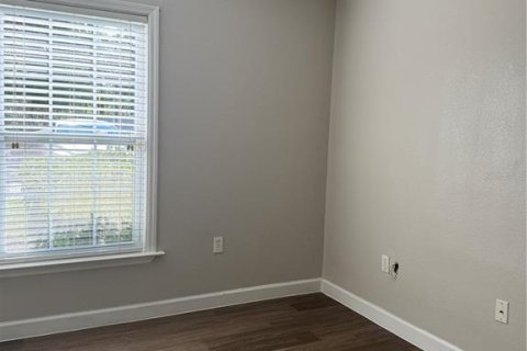 Condo in Orlando, Florida, 4 bedrooms  № 1854424 - photo 10