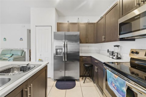 Adosado en venta en Homestead, Florida, 3 dormitorios, 149.76 m2 № 1938555 - foto 13