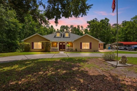 House in Brooksville, Florida 3 bedrooms, 198.07 sq.m. № 2214228