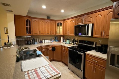 Condominio en alquiler en Doral, Florida, 1 dormitorio, 84.26 m2 № 2058640 - foto 7