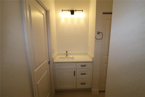 Apartamento en alquiler en Port Charlotte, Florida, 3 dormitorios, 102.19 m2 № 1722545 - foto 7