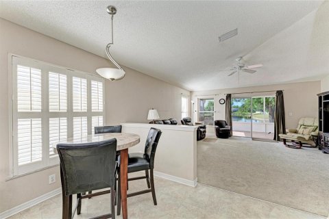 Casa en venta en Bradenton, Florida, 4 dormitorios, 180.32 m2 № 2108209 - foto 19