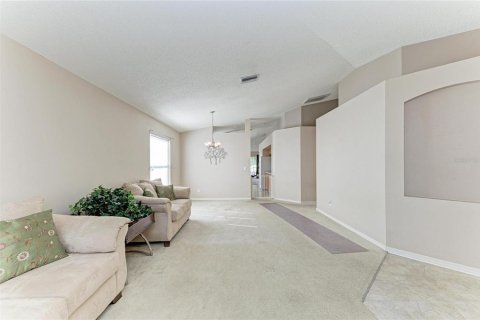 Casa en venta en Bradenton, Florida, 4 dormitorios, 180.32 m2 № 2108209 - foto 9