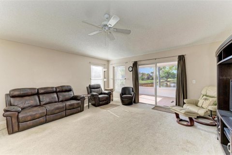 Casa en venta en Bradenton, Florida, 4 dormitorios, 180.32 m2 № 2108209 - foto 21