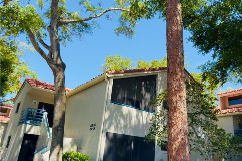Condo in Maitland, Florida, 2 bedrooms № 2200404