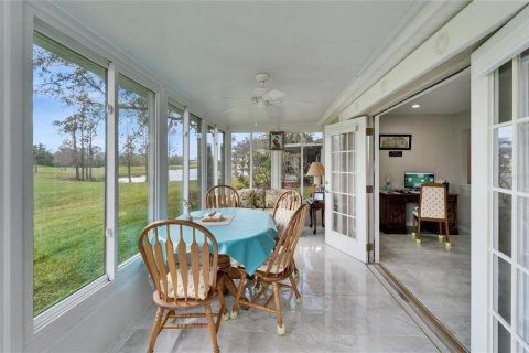 Condo in Sun City Center, Florida, 2 bedrooms  № 1561000 - photo 23