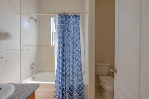 Villa ou maison à vendre à Clewiston, Floride: 3 chambres, 151.43 m2 № 2067170 - photo 18