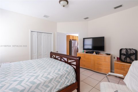 Villa ou maison à vendre à Clewiston, Floride: 3 chambres, 151.43 m2 № 2067170 - photo 11