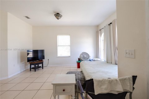 Villa ou maison à vendre à Clewiston, Floride: 3 chambres, 151.43 m2 № 2067170 - photo 24
