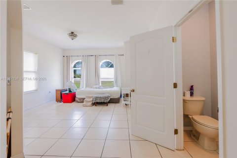 Villa ou maison à vendre à Clewiston, Floride: 3 chambres, 151.43 m2 № 2067170 - photo 25