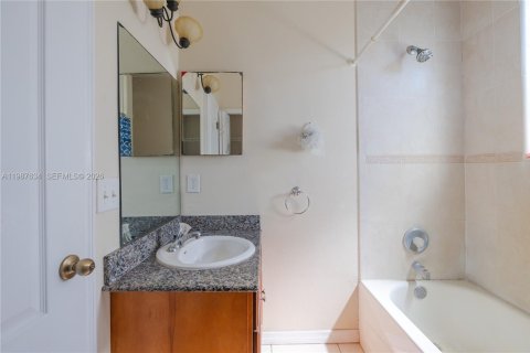 Villa ou maison à vendre à Clewiston, Floride: 3 chambres, 151.43 m2 № 2067170 - photo 20