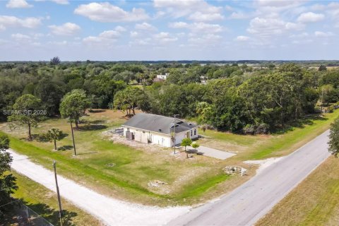Villa ou maison à vendre à Clewiston, Floride: 3 chambres, 151.43 m2 № 2067170 - photo 8