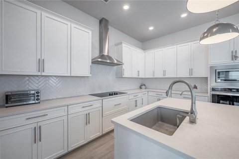 Condo in Sarasota, Florida, 3 bedrooms № 2347965 - photo 6