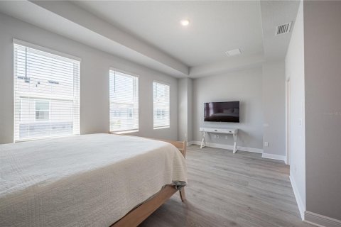 Condo in Sarasota, Florida, 3 bedrooms № 2347965 - photo 18