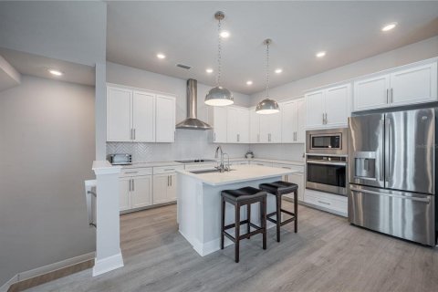 Condo in Sarasota, Florida, 3 bedrooms № 2347965 - photo 5