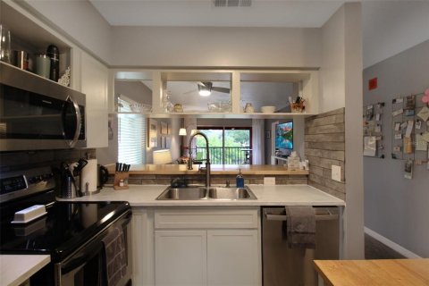 Copropriété à louer à Sarasota, Floride: 2 chambres, 94.57 m2 № 1023259 - photo 8