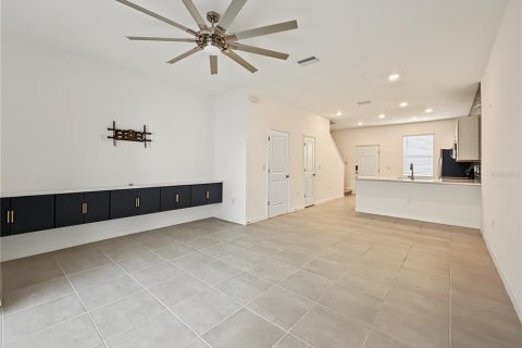 Touwnhouse à louer à Sarasota, Floride: 2 chambres, 115.01 m2 № 2433766 - photo 6