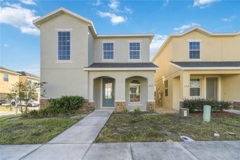 Villa ou maison à Davenport, Floride 3 chambres, 203.55 m2 № 2400429